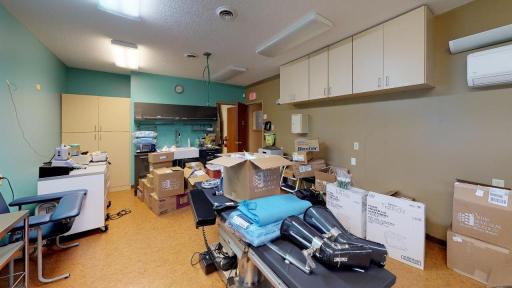 7900-Chapin-Dr-NE-New-London-MN-56273-Office(1)