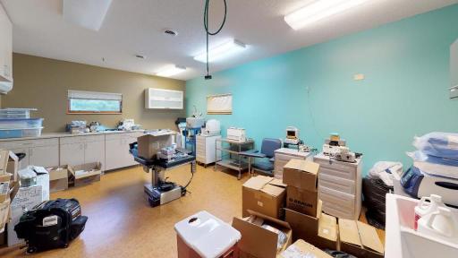7900-Chapin-Dr-NE-New-London-MN-56273-Office