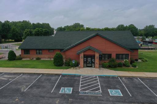 7900 Chapin Drive NE, New London, MN 56273