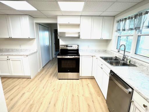 117 Zeh Street W, Thief River Falls, MN 56701