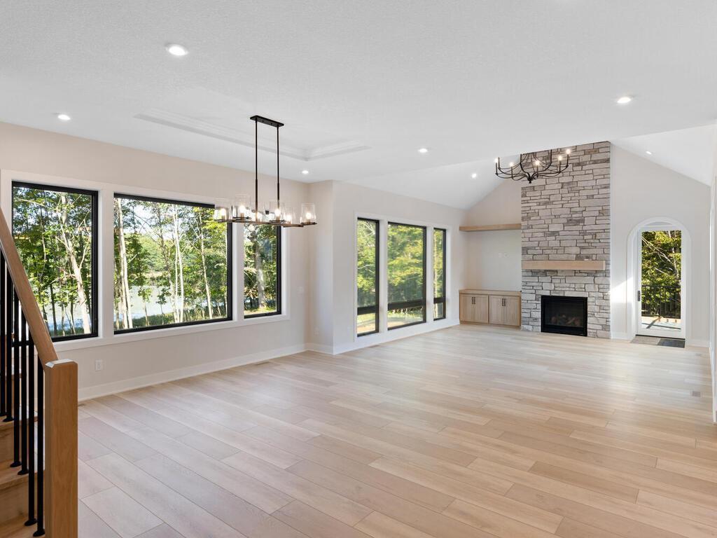 19141 Meadowridge Ln N Marine on Saint Croix MN 55047 USA-001-022-001-MLS_Size.jpg