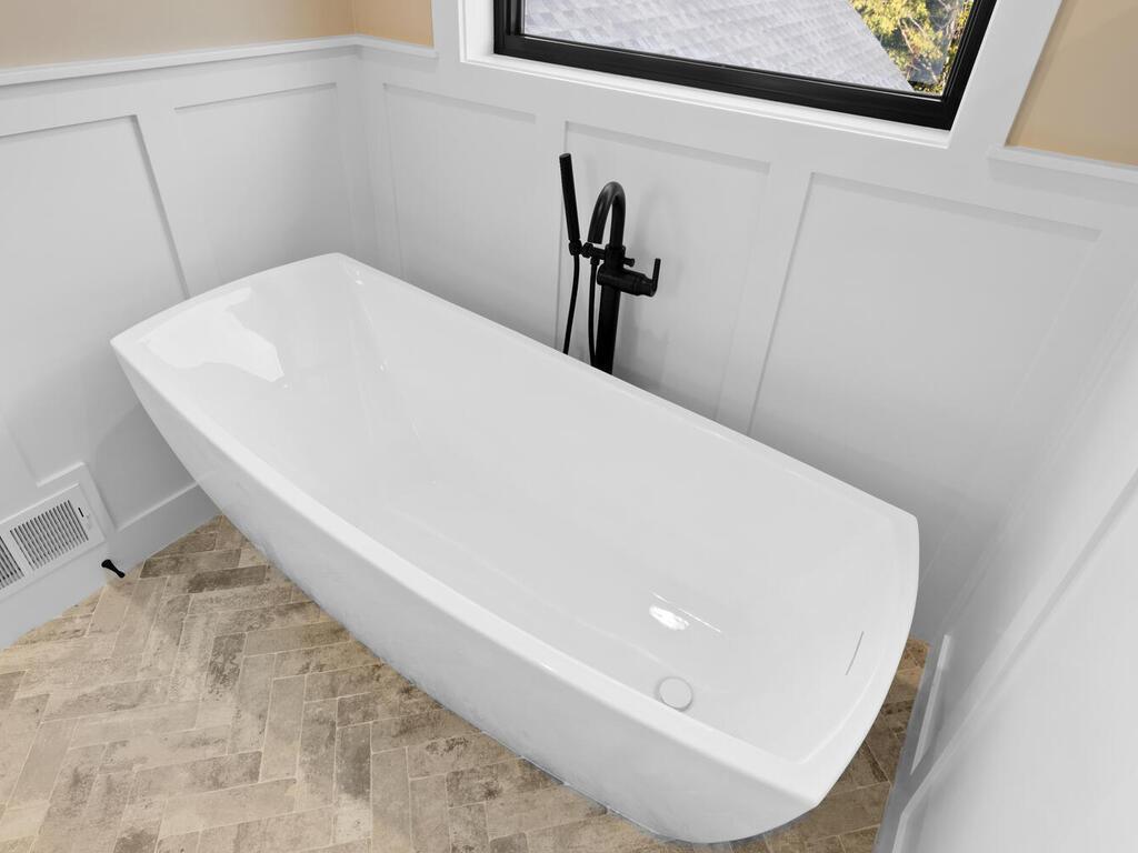 19141 Meadowridge Ln N Marine on Saint Croix MN 55047 USA-029-042-029-MLS_Size.jpg