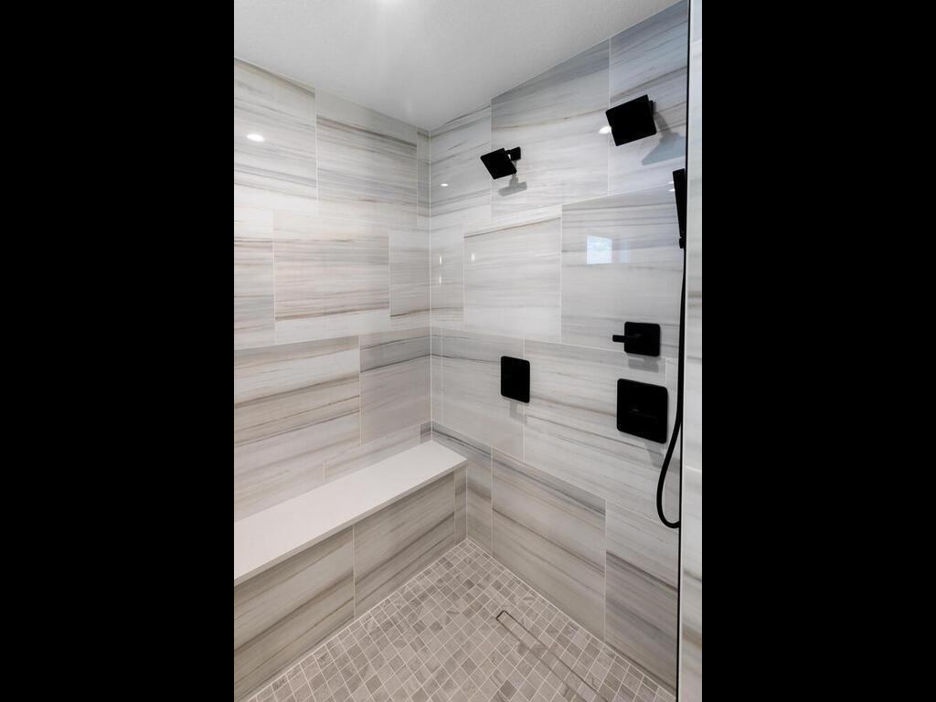 19141 Meadowridge Ln N Marine on Saint Croix MN 55047 USA-030-046-030-MLS_Size.jpg