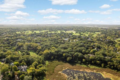 8 Merilane, Edina, MN 55436