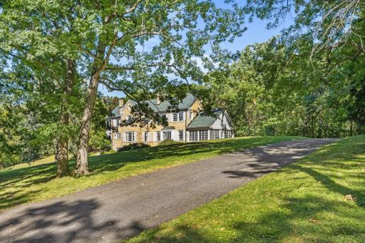 8X Merilane, Edina, MN 55436