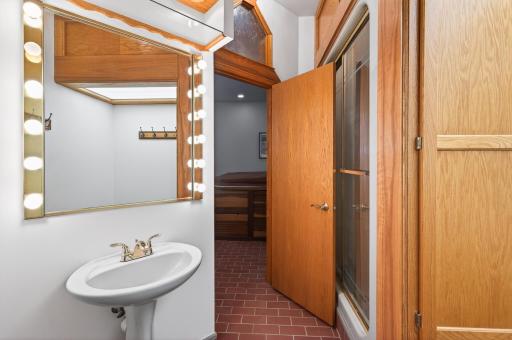 55 Interlachen Drive, Excelsior, MN 55331