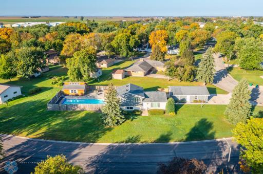 901 2nd Street S, Wahpeton, ND 58075