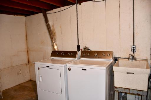 1124 River Drive NE, Red Lake Falls, MN 56750