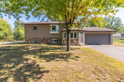 850 36th Avenue N, Saint Cloud, MN 56303