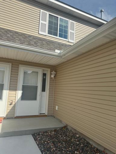 8511 Cardiff Lane, Eden Prairie, MN 55344