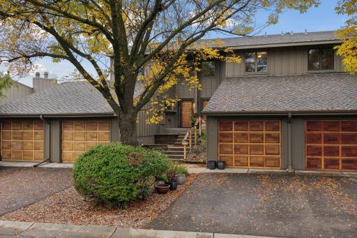 9036 Neill Lake Road, A, Eden Prairie, MN 55347