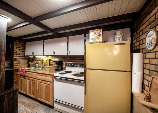 10855 Plumley Avenue NW, South Haven, MN 55382