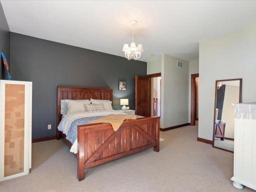 Bedroom 1 - Upper Level