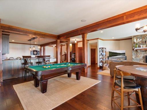 Entertainment Room & Bar