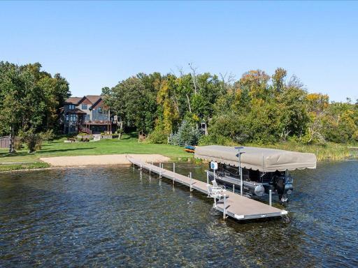 Lakeside Lawn & Dock