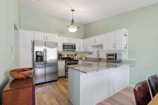 Photo for 221 River Woods Lane, Burnsville, MN 55337 - listing #6794554 221 River Woods Lane, Burnsville, MN 55337