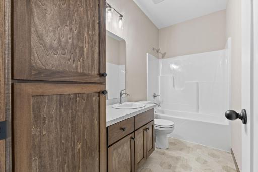 2557 County Rd I, Mounds View, MN 55112