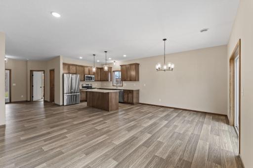 2557 County Rd I, Mounds View, MN 55112