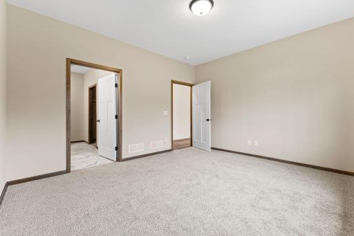 2557 County Rd I, Mounds View, MN 55112