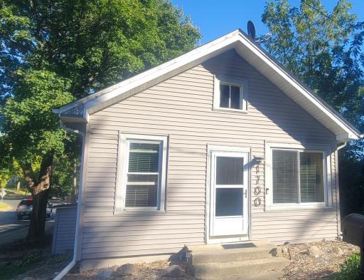1700 Finch Lane, Mound, MN 55364