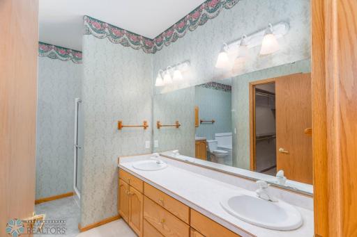 318 44th Avenue S, Moorhead, MN 56560