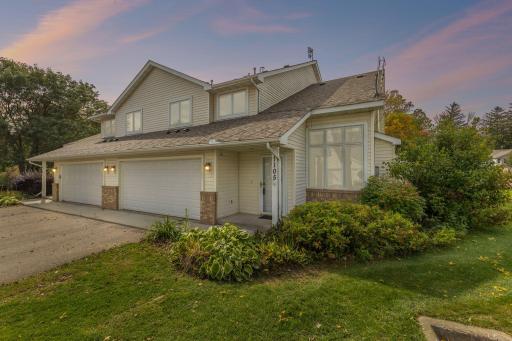 Welcome to this move in ready 2 bed, 2 bath, 2 car townhome