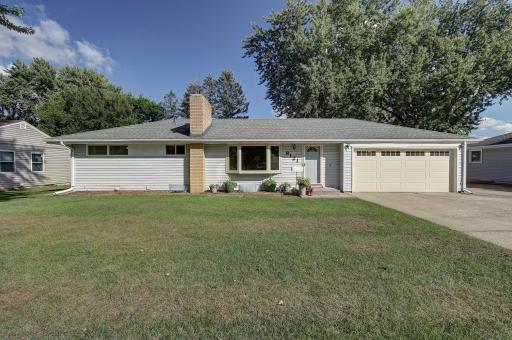 8121 5th Avenue S, Bloomington, MN 55420