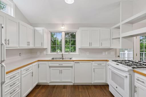 260 Salem Church Road, Sunfish Lake, MN 55118
