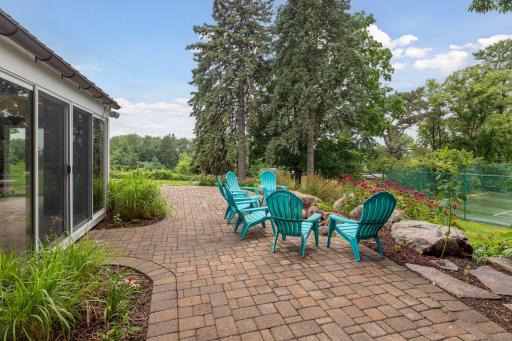 260 Salem Church Road, Sunfish Lake, MN 55118