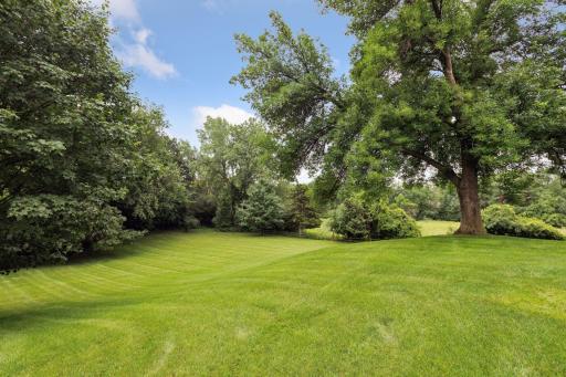 260 Salem Church Road, Sunfish Lake, MN 55118