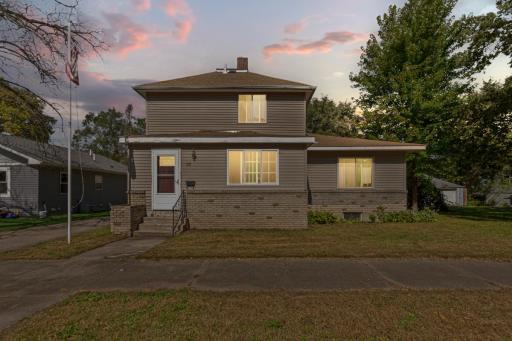 718 6th Street NW, Faribault, MN 55021
