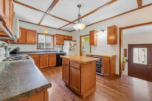 718 6th Street NW, Faribault, MN 55021