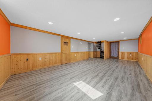 718 6th Street NW, Faribault, MN 55021