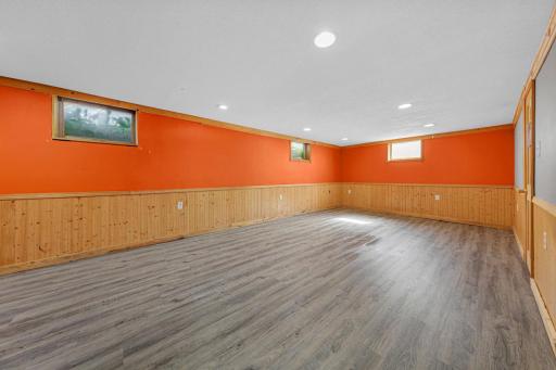 718 6th Street NW, Faribault, MN 55021