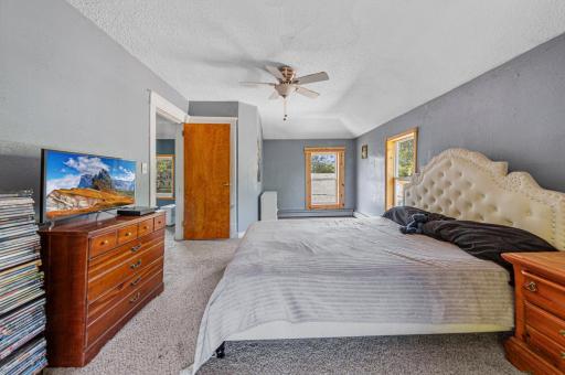 718 6th Street NW, Faribault, MN 55021