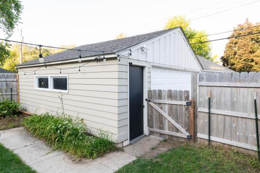 4243 Minnehaha Avenue, Minneapolis, MN 55406