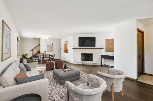 7207 Heatherton Circle, Edina, MN 55435