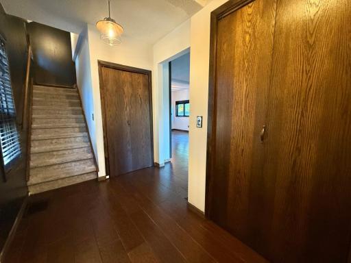 212 Saint Paul Avenue N, Thief River Falls, MN 56701