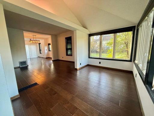 212 Saint Paul Avenue N, Thief River Falls, MN 56701