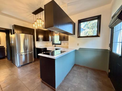 212 Saint Paul Avenue N, Thief River Falls, MN 56701