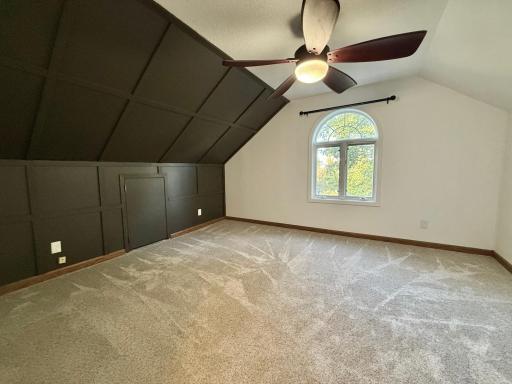 212 Saint Paul Avenue N, Thief River Falls, MN 56701