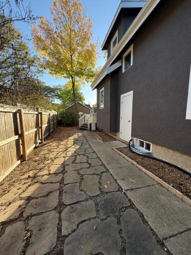 212 Saint Paul Avenue N, Thief River Falls, MN 56701