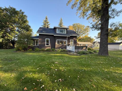 212 Saint Paul Avenue N, Thief River Falls, MN 56701