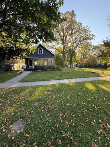 212 Saint Paul Avenue N, Thief River Falls, MN 56701