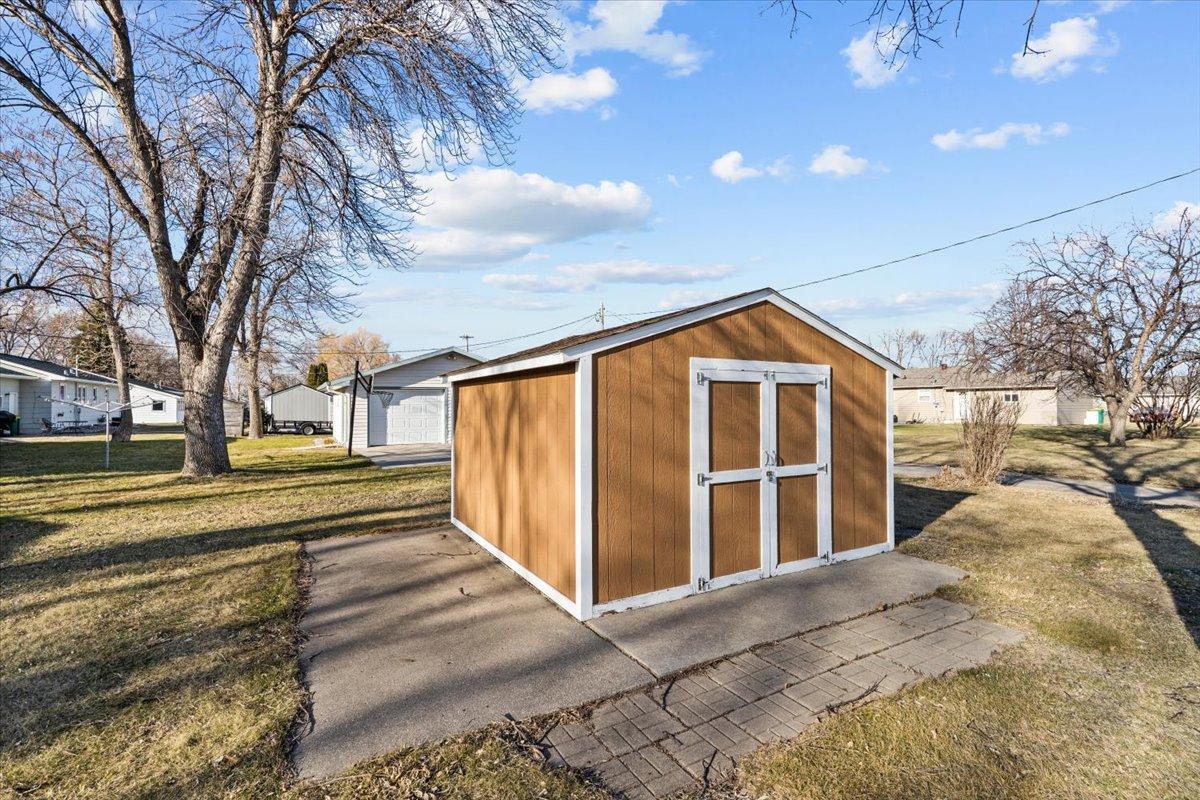 02-738 6th St S Exterior-10.jpg