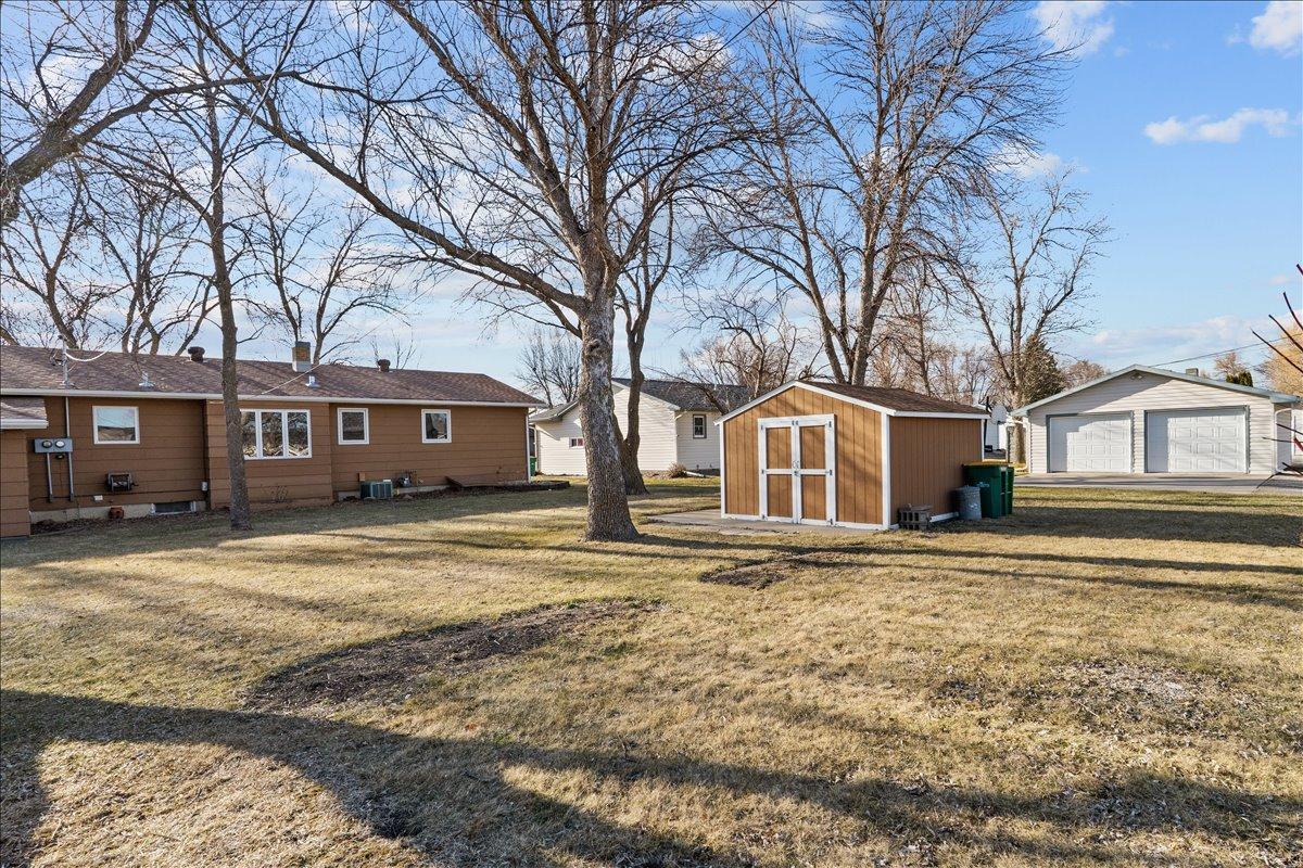 07-738 6th St S Exterior-15.jpg