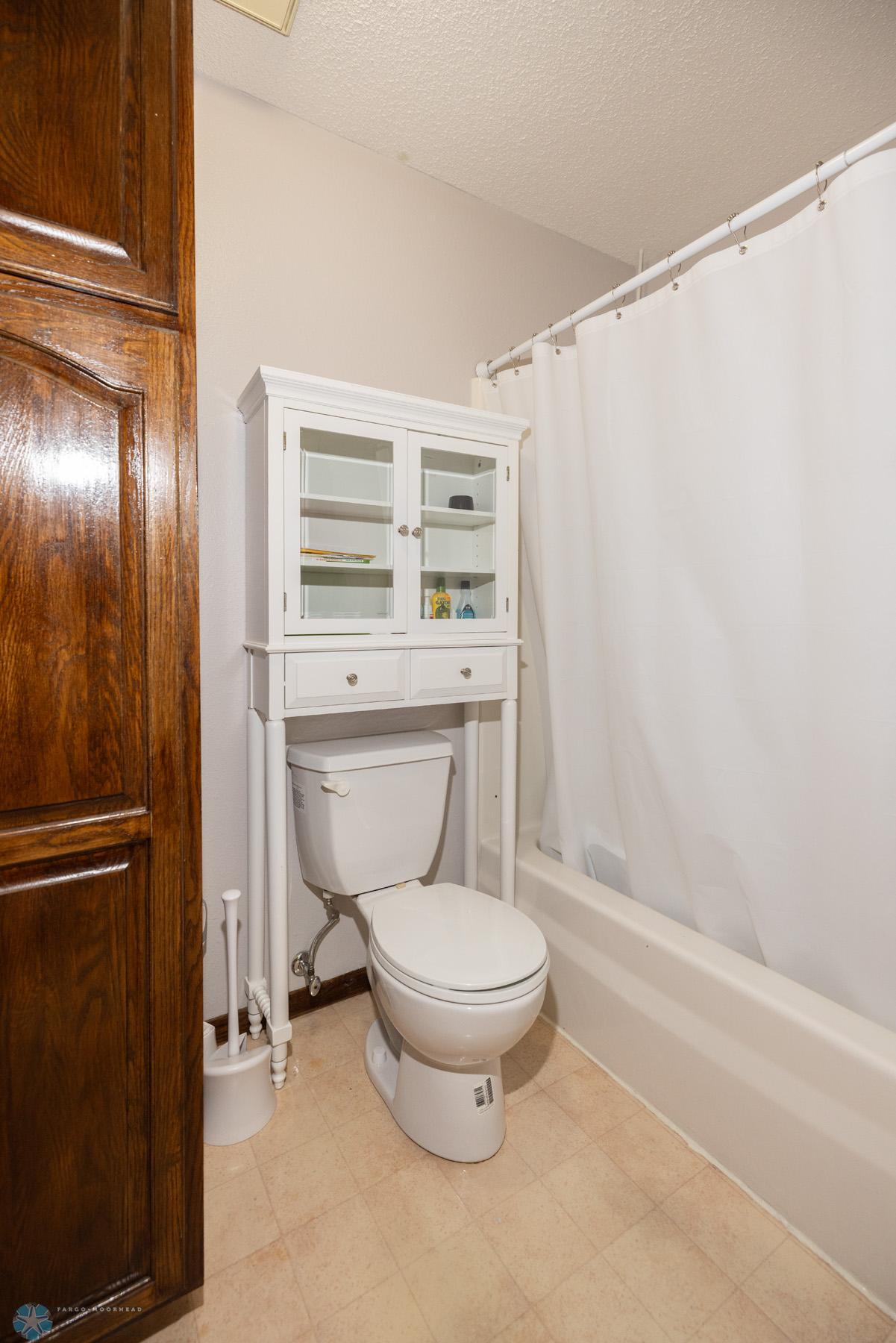 Upper Bathroom