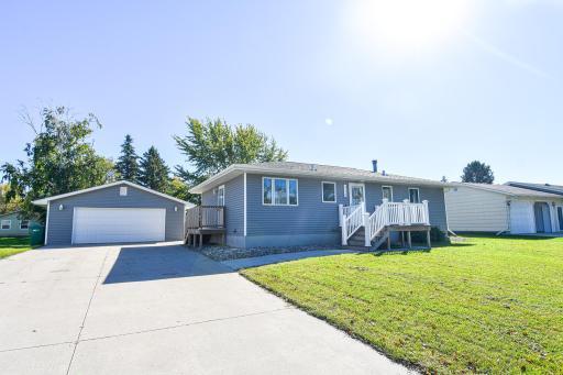 326 Crescent Avenue, Crookston, MN 56716