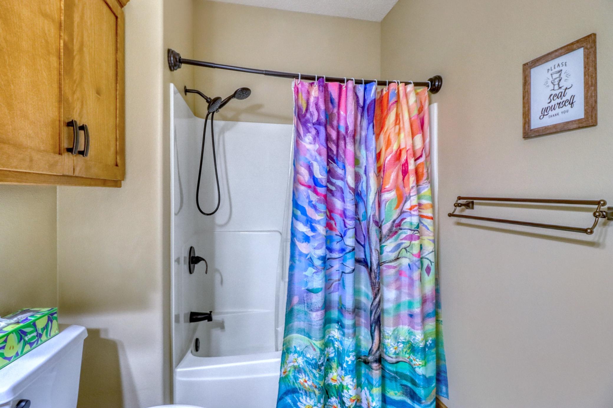 Bathroom1_2.jpg