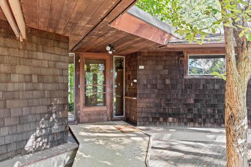 4736 Coffey Lane, Minneapolis, MN 55406